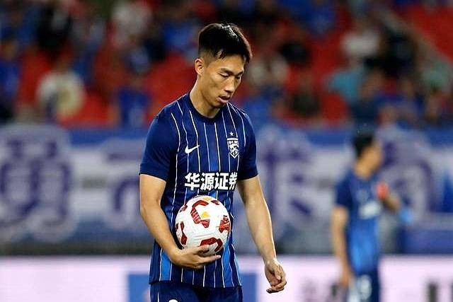 武汉三镇迎全明星赛关键赛；转会期队长鼓劲；目标明确；医务组通报恢复的简单介绍